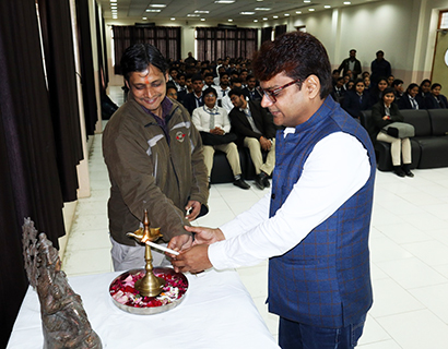 Hitendra Singh - A Global Technocrat Mathura